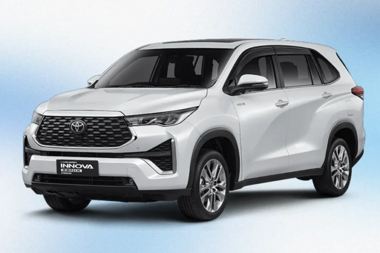 rental innova zenix palembang - Rental Mobil Palembang